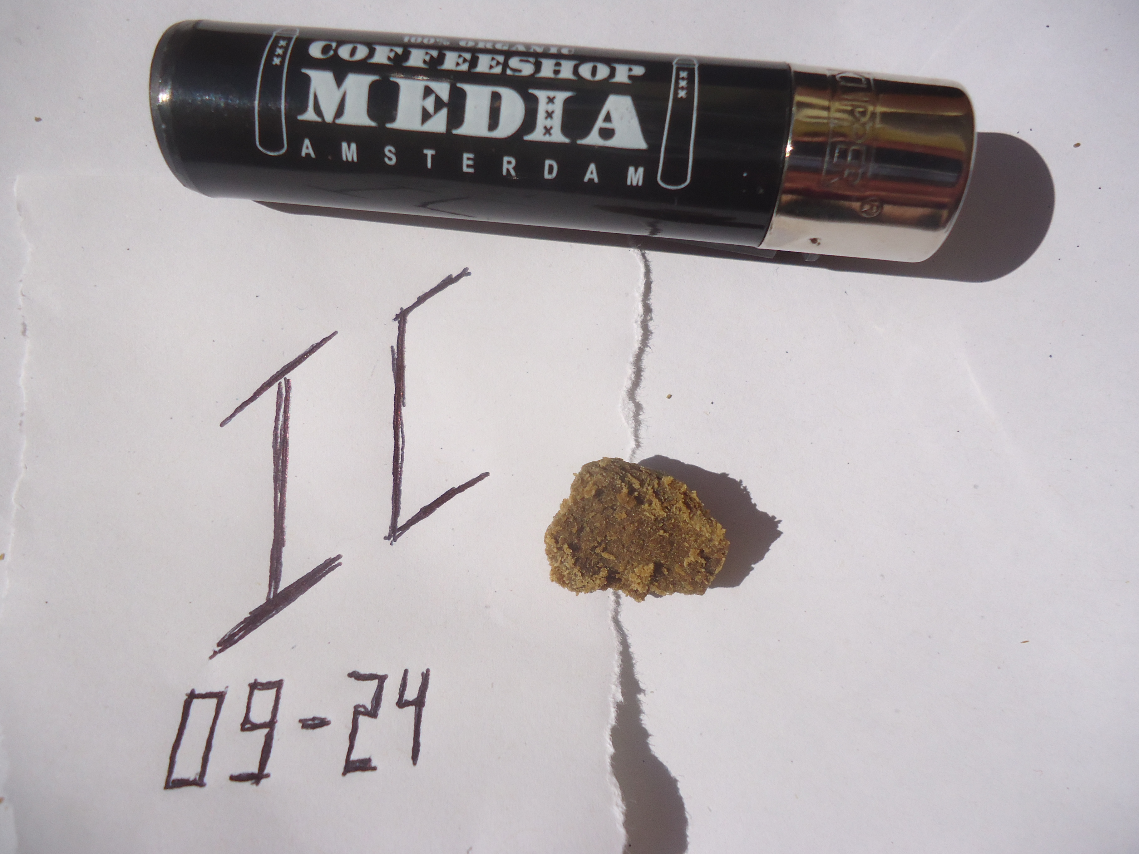 1 Frozen Static High Grade Supposedly From Morocco From Coffeeshops, September, 2024.JPG