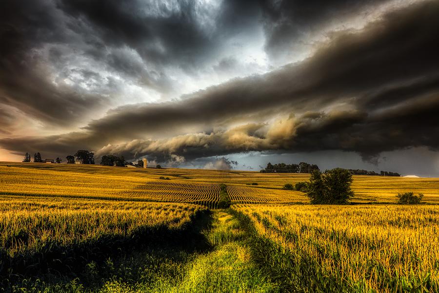 1-iowa-cornfield-under-stormy-sky-mountain-dreams.jpg