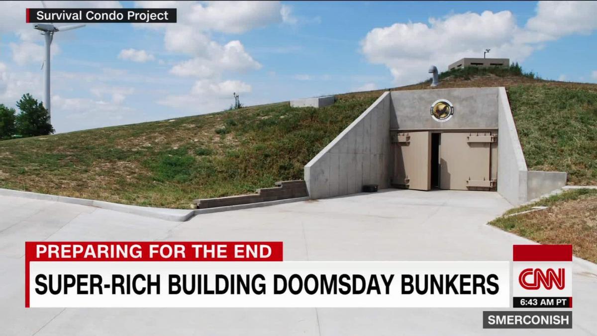 170128115255-super-rich-building-luxury-doomsday-bunkers-00023404.jpg