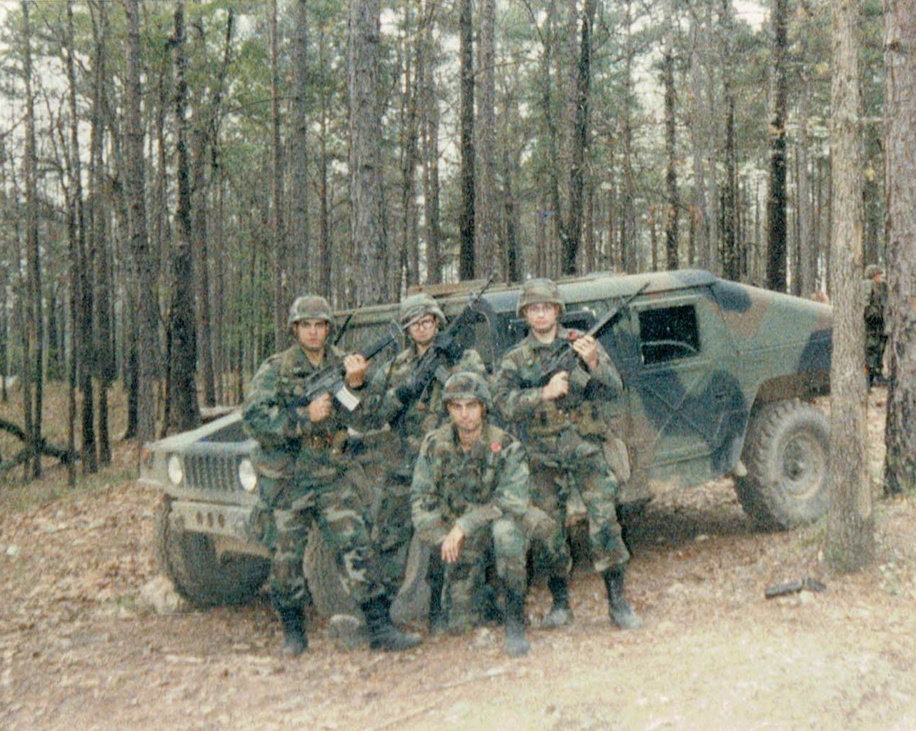 95B team spring 1990.JPG