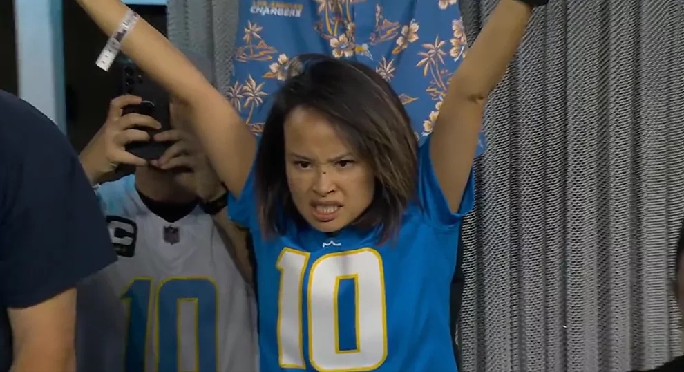 chargers fan 2.jpg