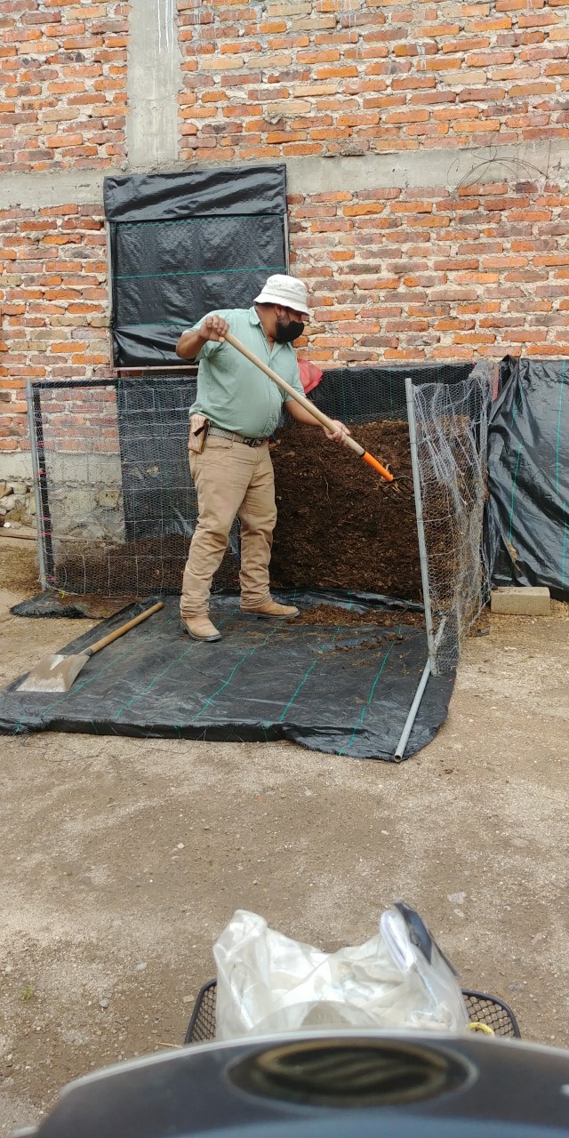 COMPOST STALL1.jpg