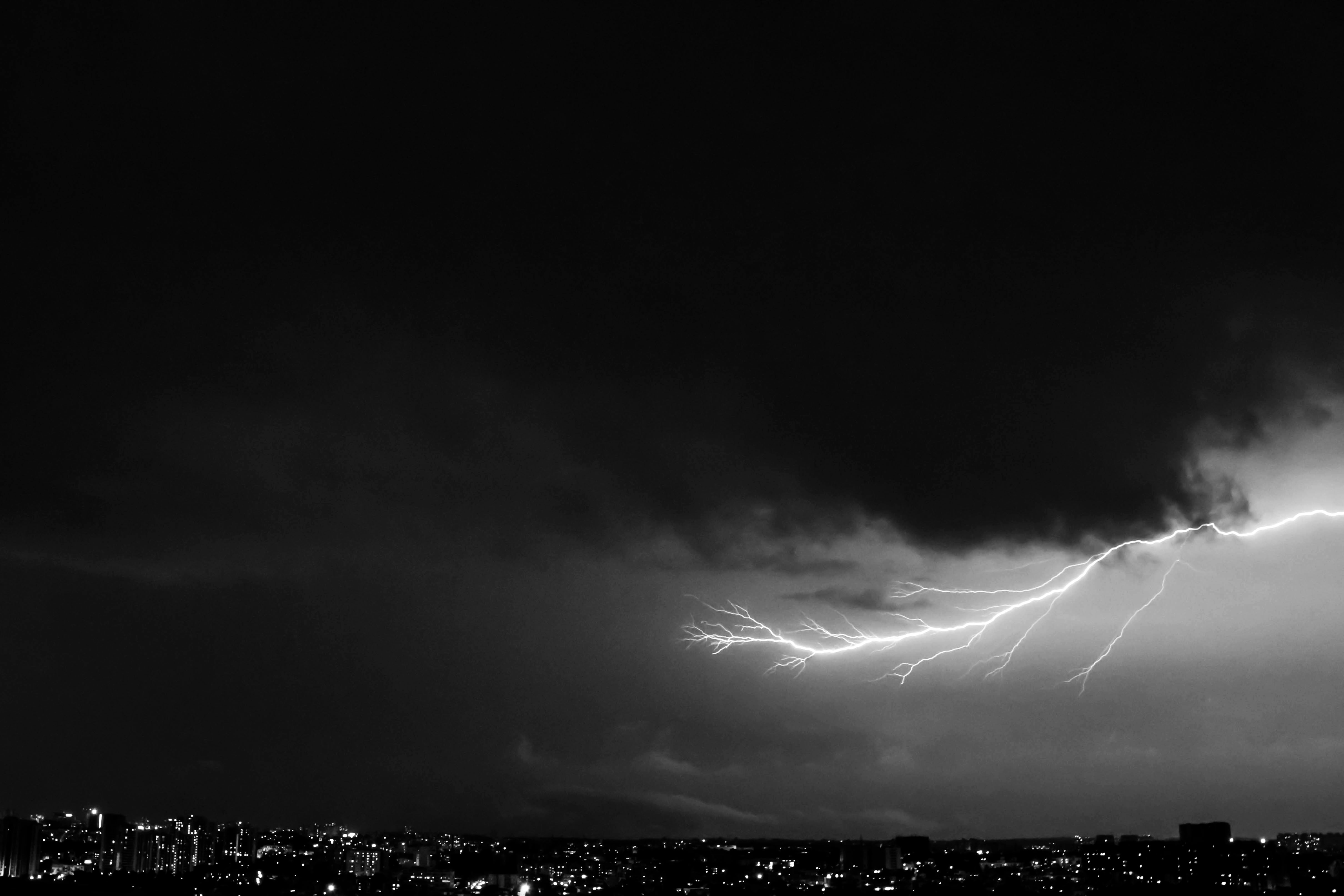 dark-skies-and-lightning-storm.jpg