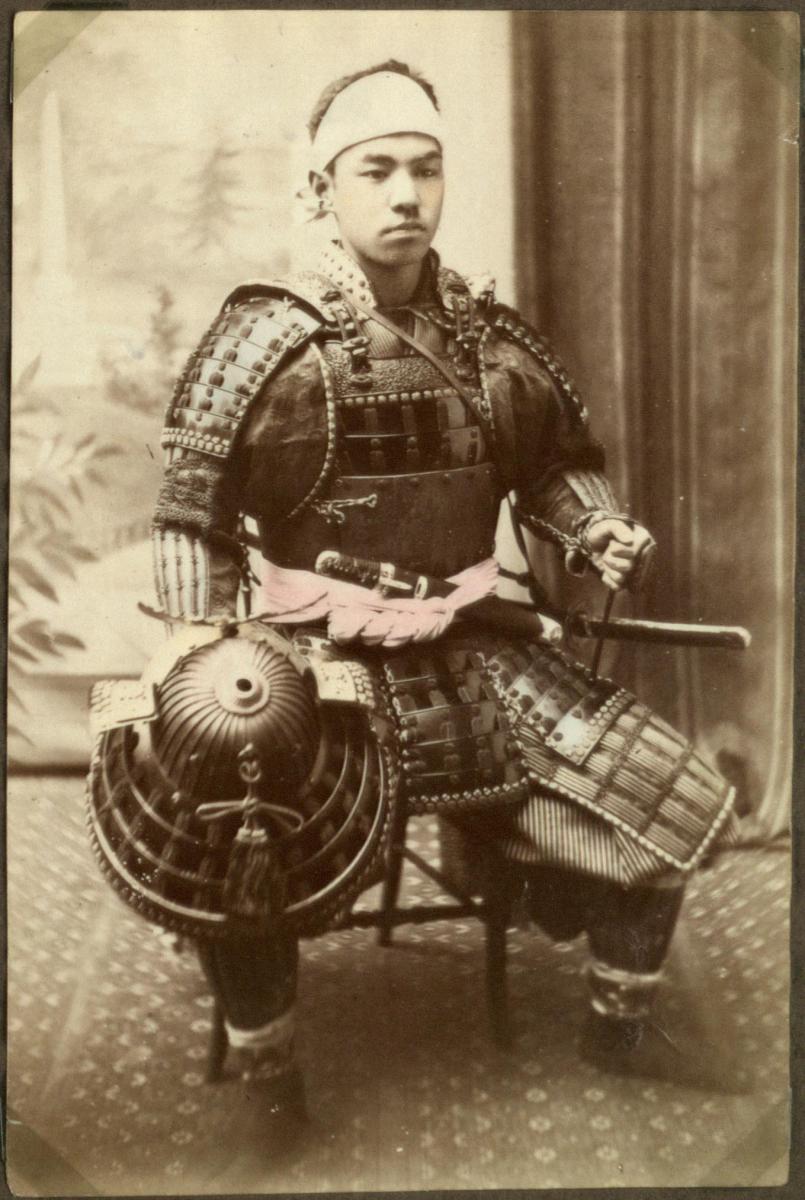 Japanese_warrior_in_armor._(10797305704).jpg