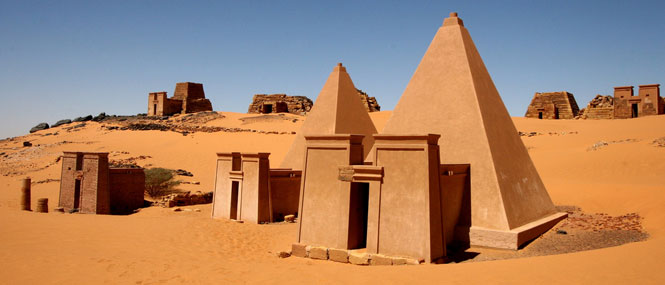 Piramides-Meroe.jpg