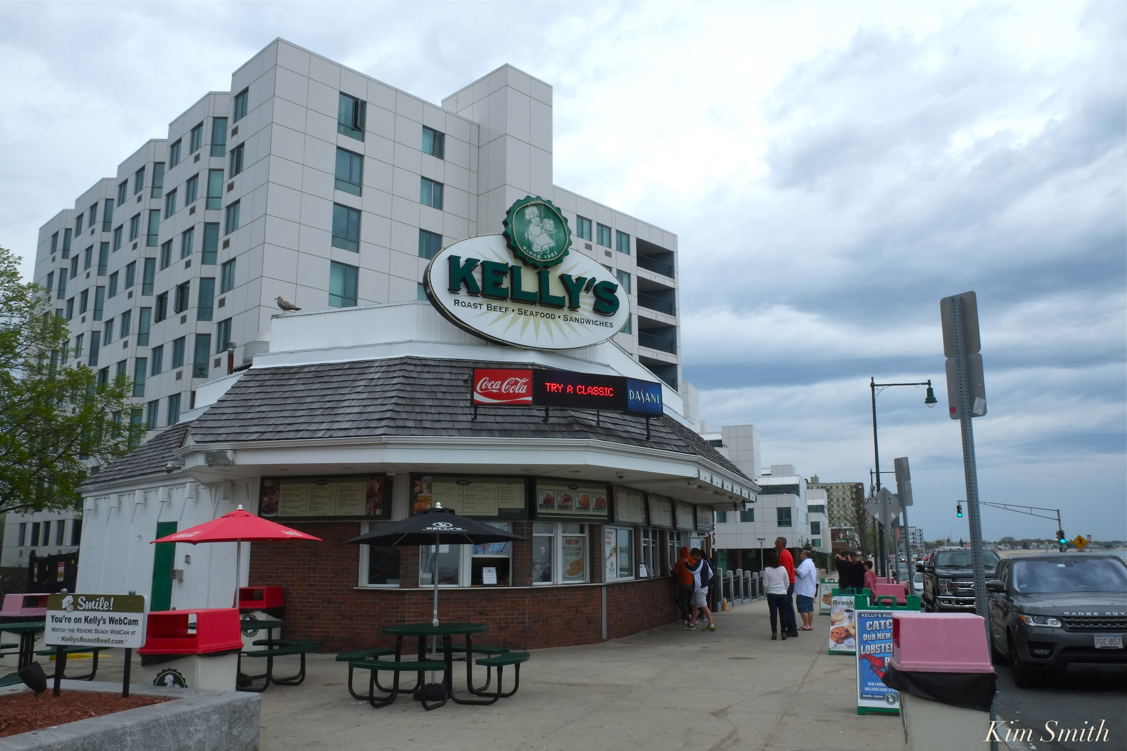 revere-beach-massachusetts-kellys-roast-beef-copyright-kim-smith.jpg