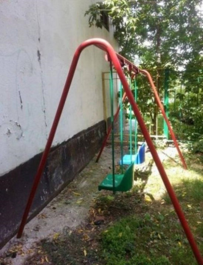 Swing set.jpg