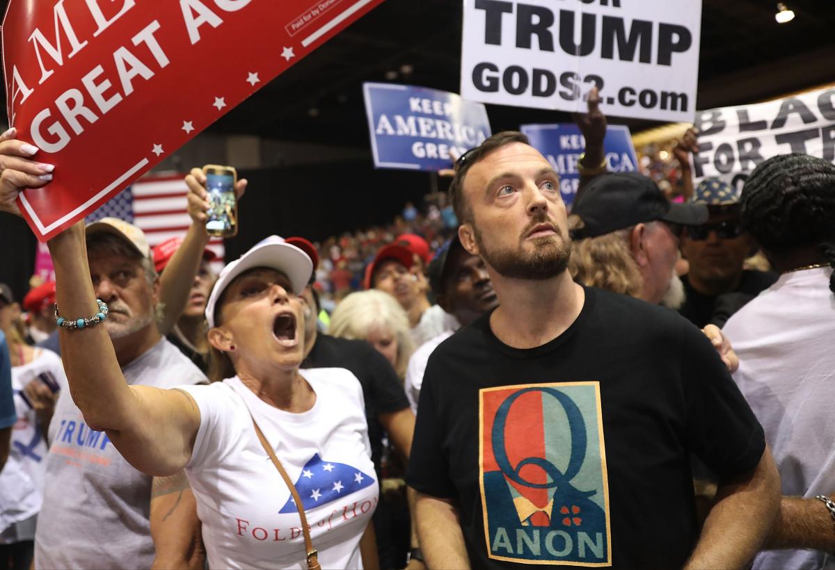 trump-rally-qanon.jpg - Click image for larger version  Name:	trump-rally-qanon.jpg Views:	1 Size:	116.8 KB ID:	17942973