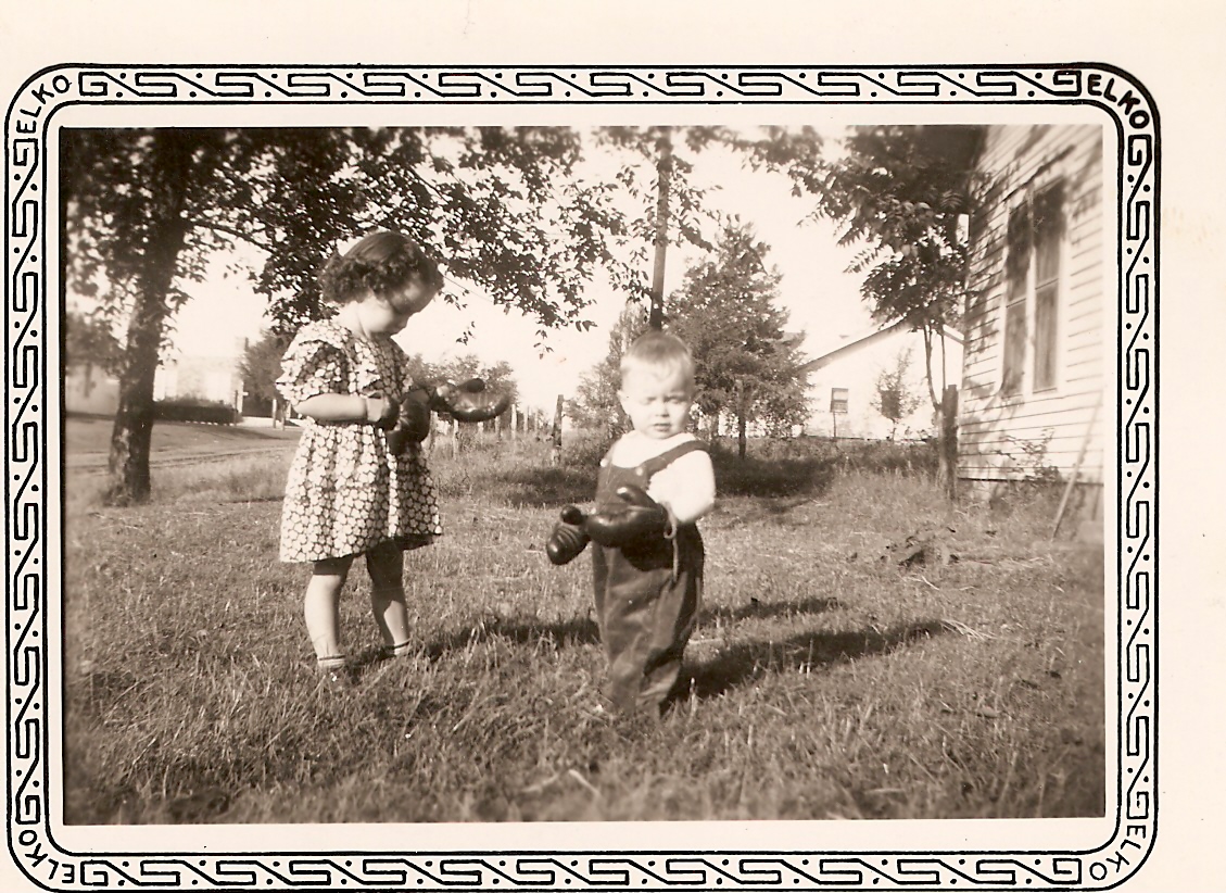 Wanda Lou and James Duane Ellis boxing.jpg