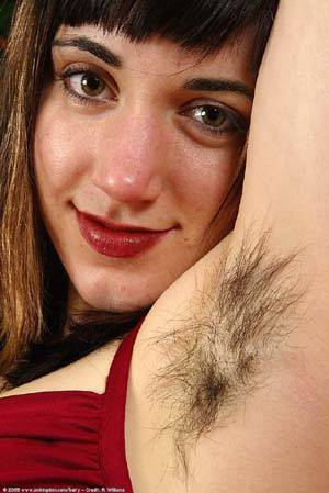 7710hairy_woman_armpit_photo.jpg