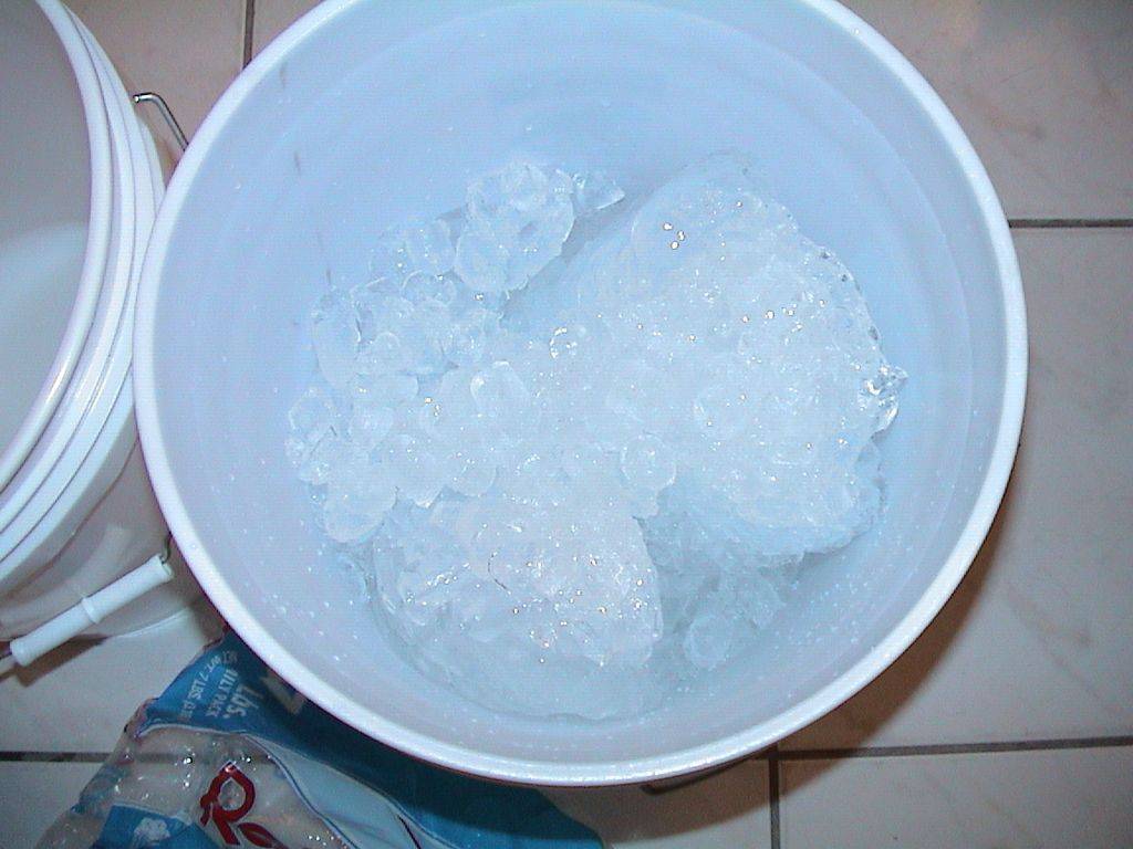 1826Ice_03-med.JPG